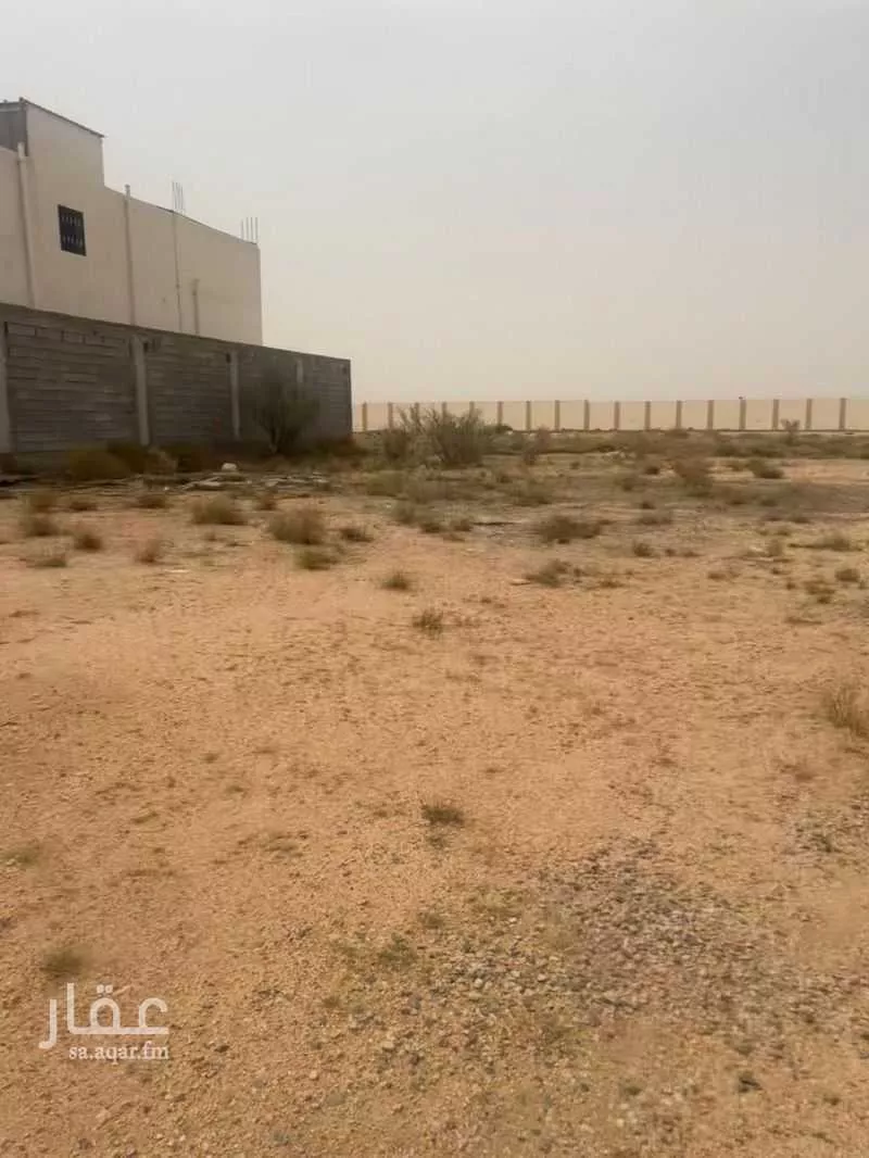 أرض للبيع في شارع عدي ابن مسافر, حي العرفاء الغربية, مدينة امارة منطقة مكة المكرمة - الطائف, منطقة مكة المكرمة 1 صورة