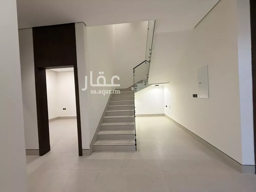 فيلا للبيع في شارع ملهم, حي اليرموك, مدينة الرياض, منطقة الرياض 1 صورة