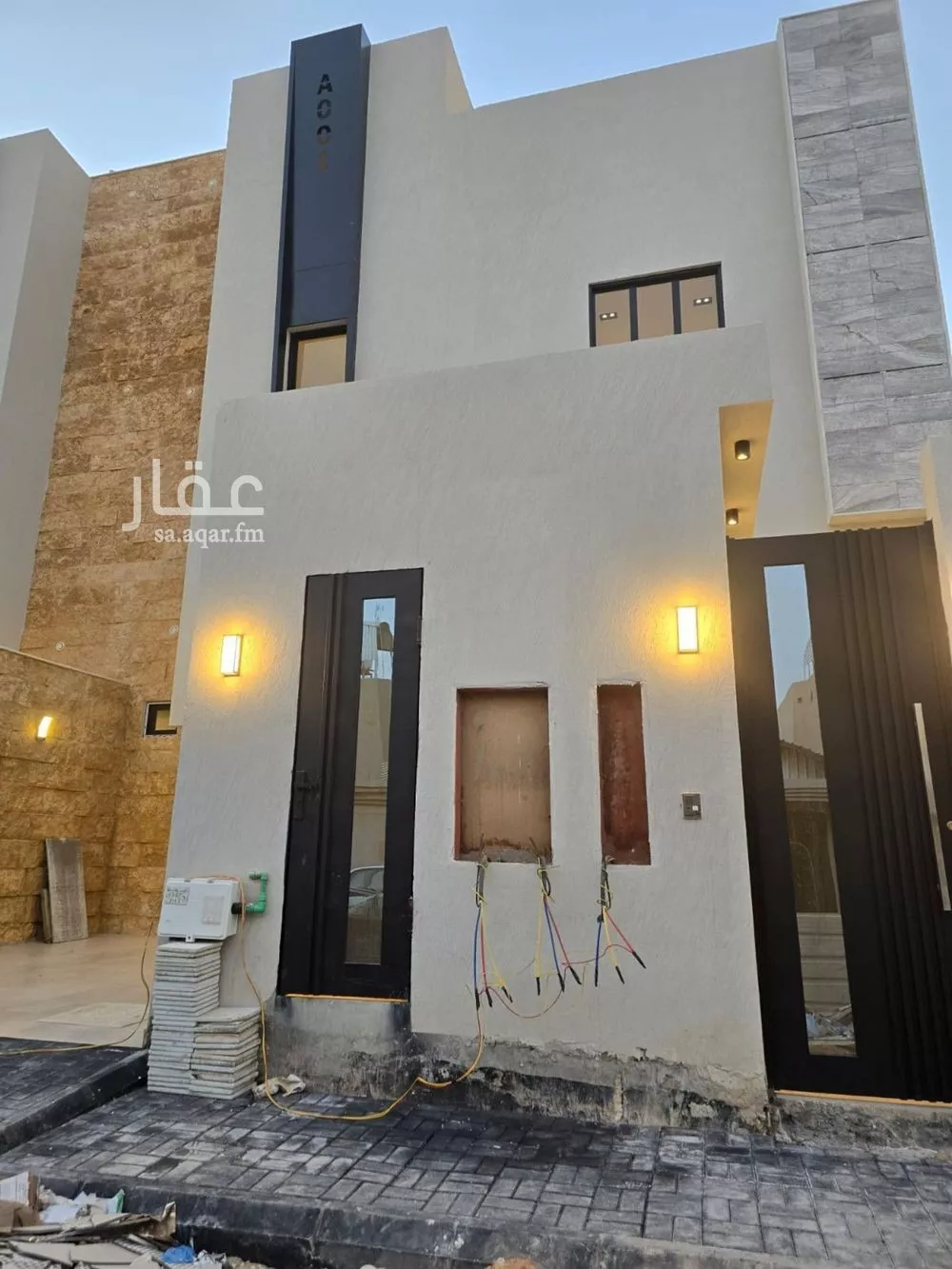 دور للبيع في شارع عبدالله بن ابي المظفر, حي الخليج, مدينة الرياض, منطقة الرياض 1 صورة