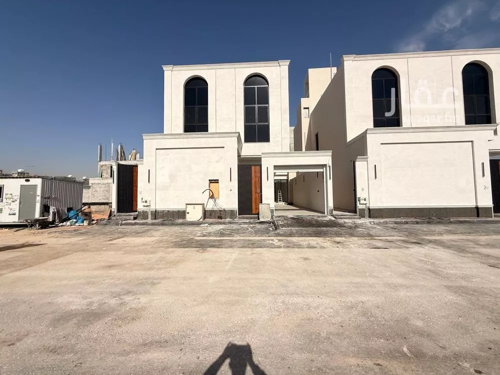 فيلا للبيع في شارع يحيي بن القاسم, حي الرمال, مدينة الرياض, منطقة الرياض 1 صورة