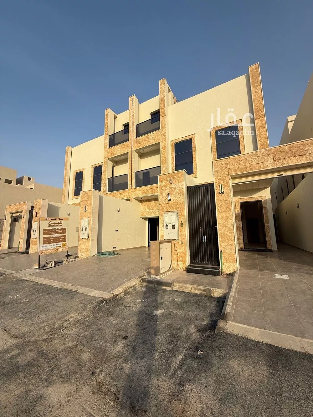 دور للبيع في شارع الضياء, حي الجنادرية, مدينة الرياض, منطقة الرياض 1 صورة