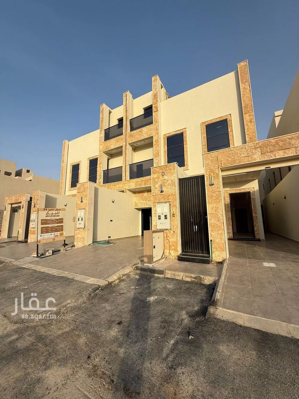 دور للبيع في حي الجنادرية, مدينة الرياض, منطقة الرياض 1 صورة