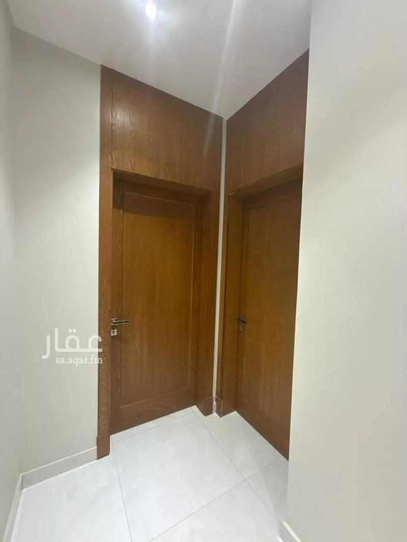 شقة للبيع في شارع الدكتور, حي العزيزية, مدينة جدة, منطقة مكة المكرمة 1 صورة