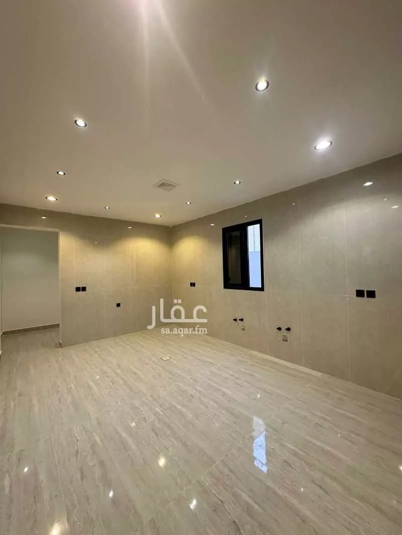 شقة للبيع في شارع العزيزية 60, حي العزيزية, مدينة الجبيل, المنطقة الشرقية 1 صورة