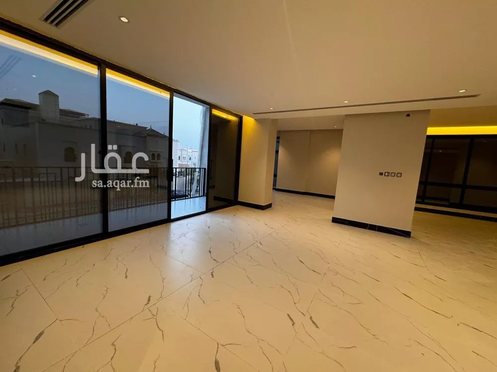 شقة للبيع في شارع الملك عبد الله بن عبدالعزيز, حي الشاطئ الغربي, مدينة الدمام, المنطقة الشرقية 1 صورة