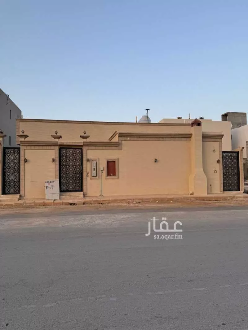 دور للبيع في شارع عقرباء 192, حي عقرباء, مدينة امارة منطقة الرياض - الجبيله, منطقة الرياض 1 صورة