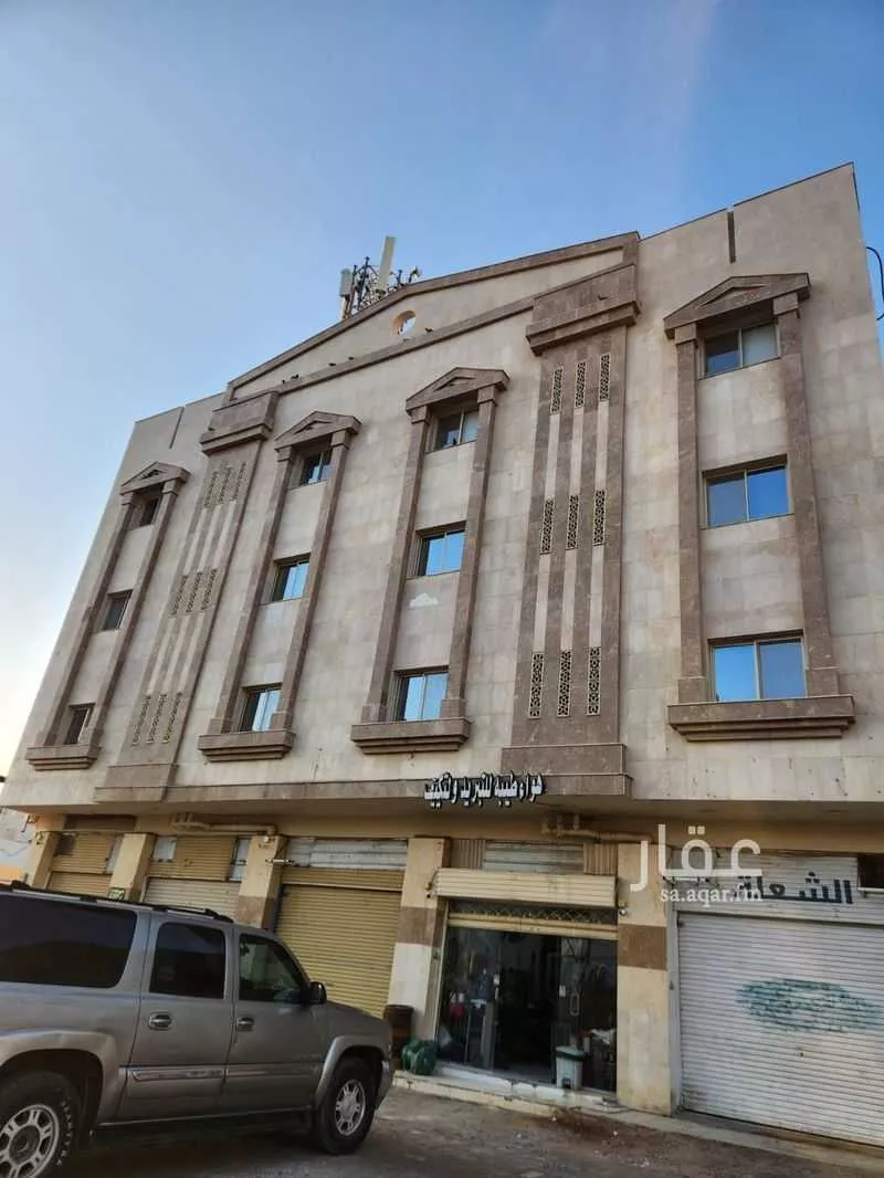 عمارة للإيجار في شارع ظهير بن رافع, حي بنى عبد الأشهل, مدينة المدينه المنوره, منطقة المدينة المنورة 1 صورة