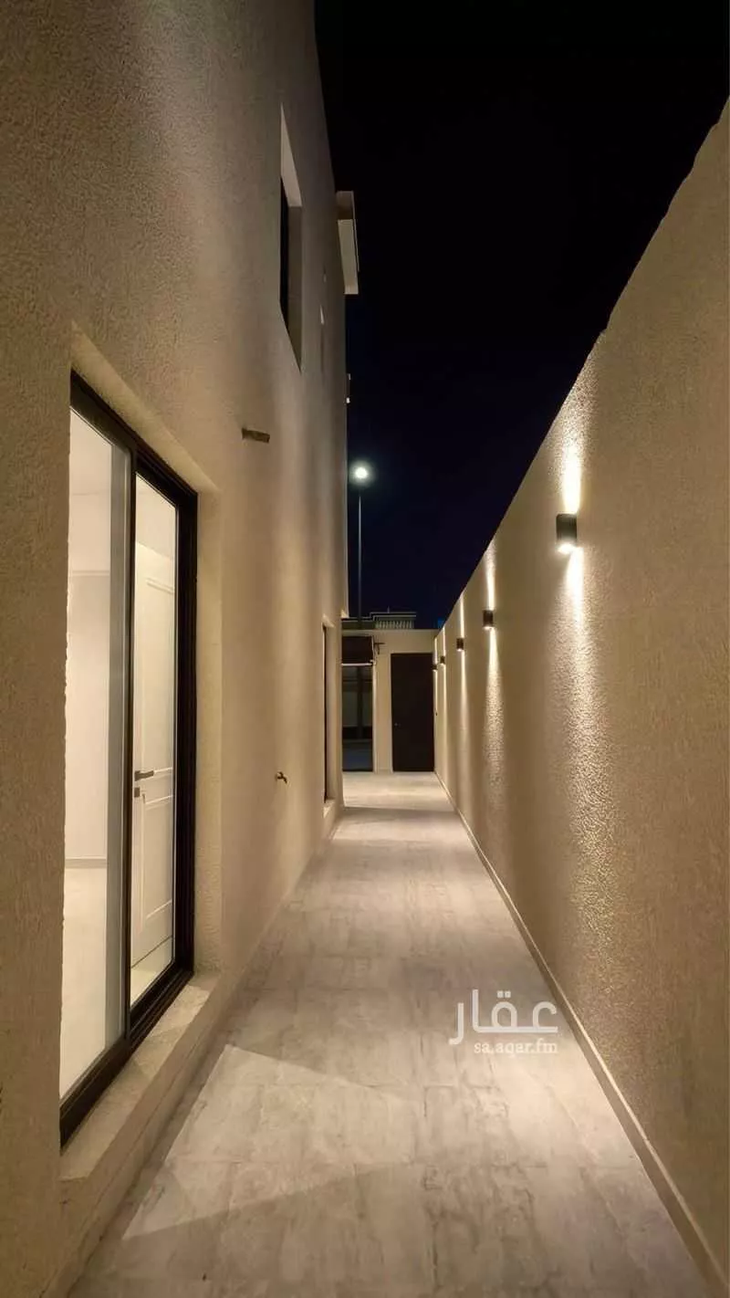 دور للبيع في شارع المقدام بن معد يكرب, حي نوارة, مدينة المزاحمية, منطقة الرياض 1 صورة