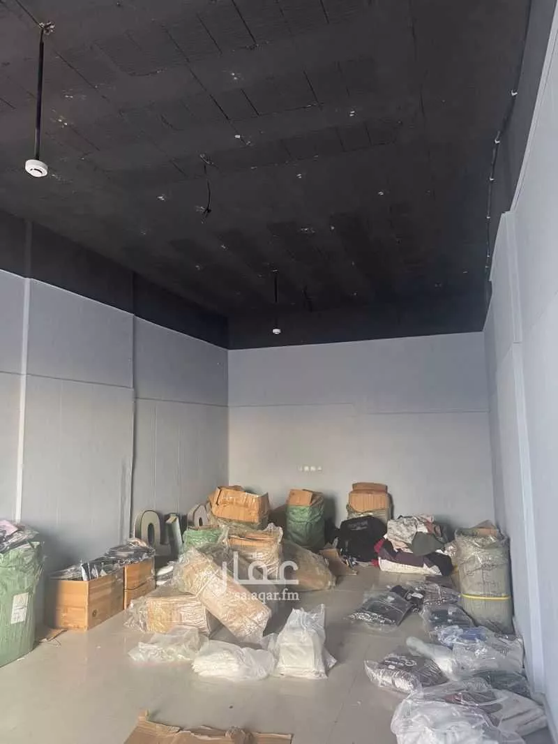 محل للإيجار في شارع الملك سعود بن عبدالعزيز, حي المروج, مدينة المزاحمية, منطقة الرياض 1 صورة