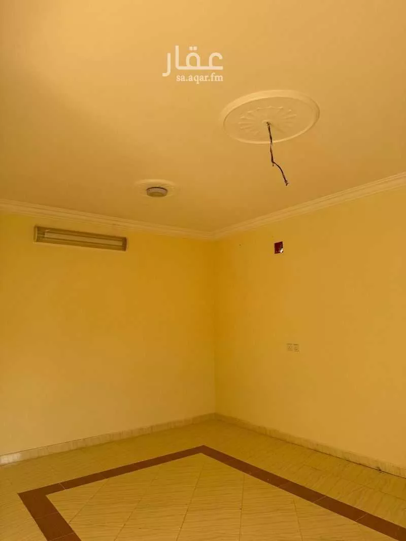 دور للإيجار في شارع الجامعة 58, حي الجامعة, مدينة المزاحمية, منطقة الرياض 1 صورة