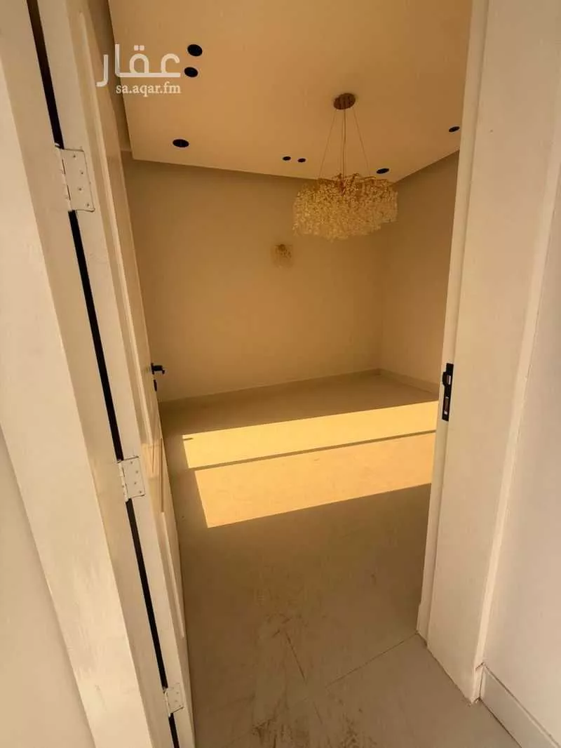 شقة للإيجار في شارع عبدالرحمن الدخيل, حي المروج, مدينة المزاحميه, منطقة الرياض 1 صورة