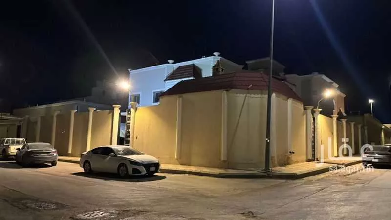 فيلا للبيع في شارع شارع جوهر الصغلي, حي العليا, مدينة المزاحمية, منطقة الرياض 1 صورة