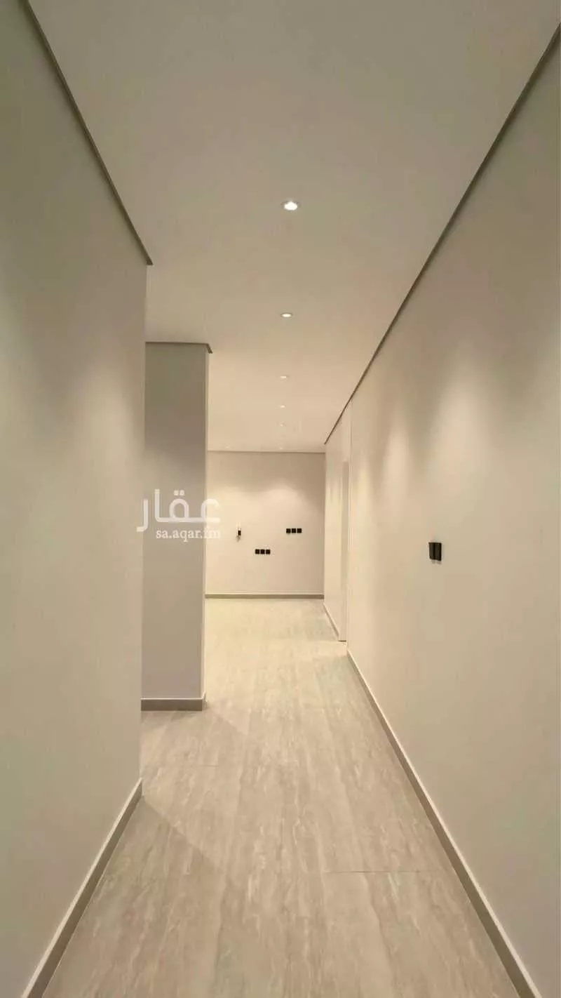 دور للبيع في شارع المقدام بن معد يكرب, حي نوارة, مدينة المزاحمية, منطقة الرياض 1 صورة