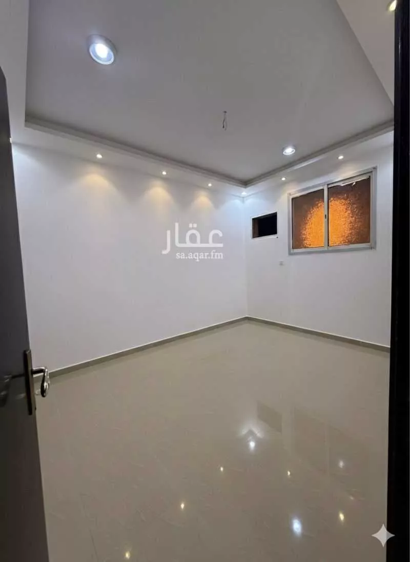 عمارة للإيجار في حي النخيل, مدينة حريملاء, منطقة الرياض 1 صورة