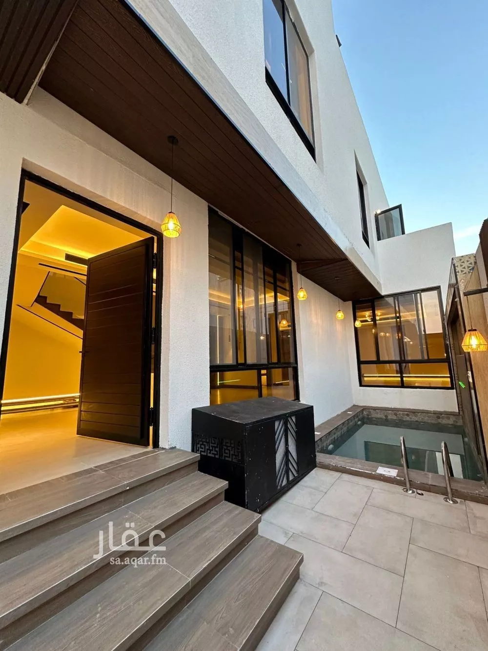 فيلا للبيع في شارع الامير نايف ابن عبدالعزيز, حي الشراع, مدينة جدة, منطقة مكة المكرمة 1 صورة
