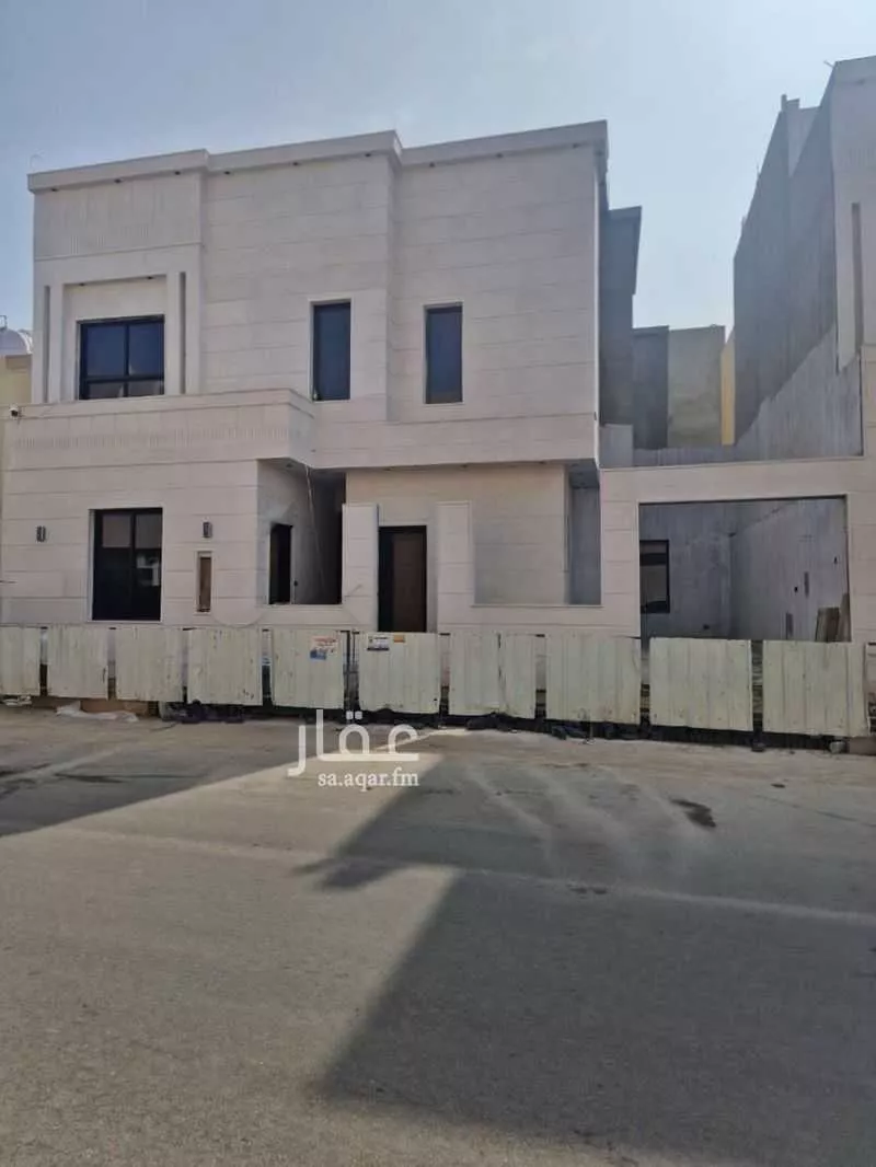 فيلا للبيع في شارع ممر120, حي ظهرة لبن, مدينة الرياض, منطقة الرياض 1 صورة