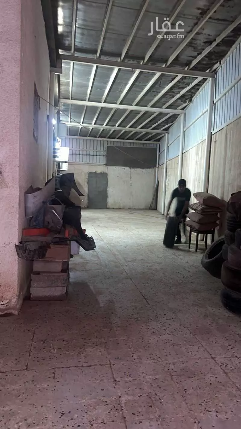 مستودع للإيجار في شارع صفية بنت عبدالمطلب, حي الروضة, مدينة شقراء, منطقة الرياض 1 صورة