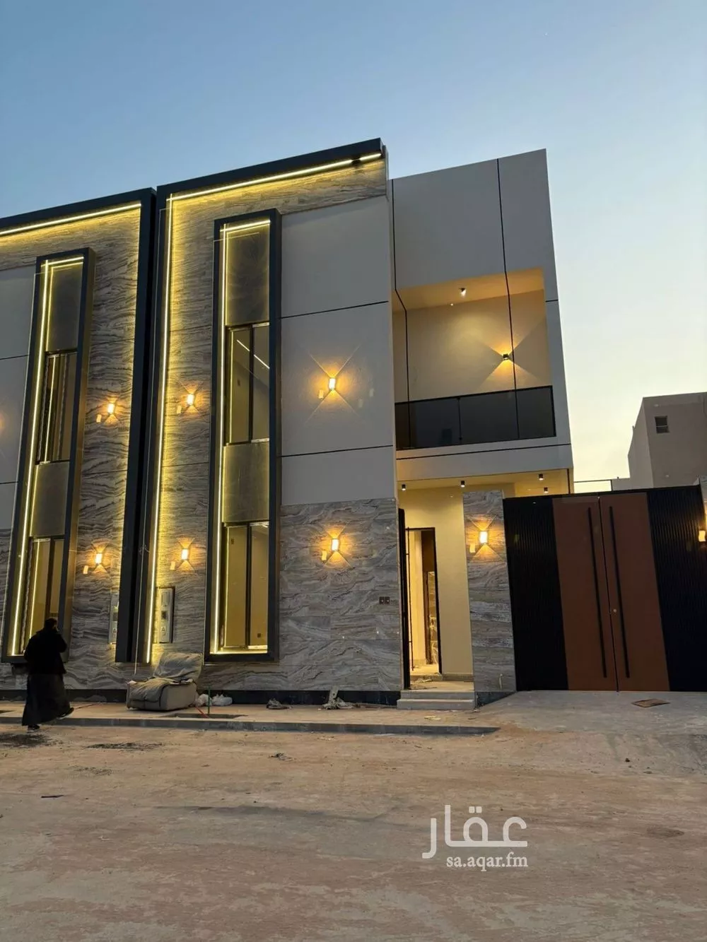 فيلا للبيع في شارع أبي الفضل العليمي, حي المهدية, مدينة الرياض, منطقة الرياض 1 صورة