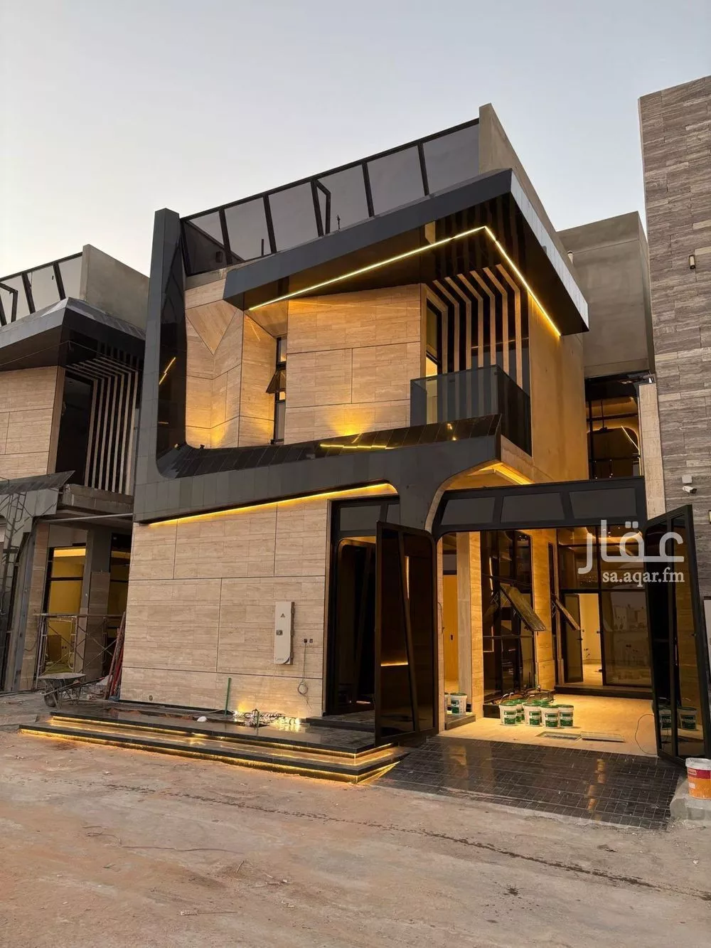 فيلا للبيع في شارع عبداللطيف بن المبارك, حي المهدية, مدينة الرياض, منطقة الرياض 1 صورة