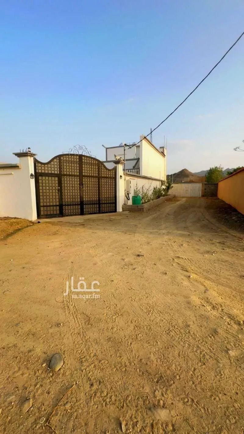 استراحة للبيع في شارع بني سعد ، السحر ، محايل 1 صورة