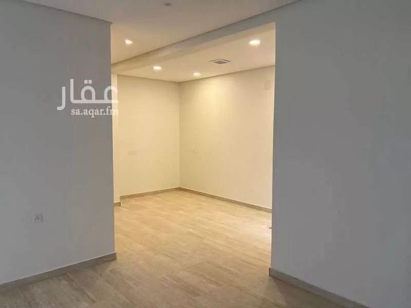 دور للإيجار في شارع طاهر النويري ، حي عريض ، الرياض ، منطقة الرياض 1 صورة