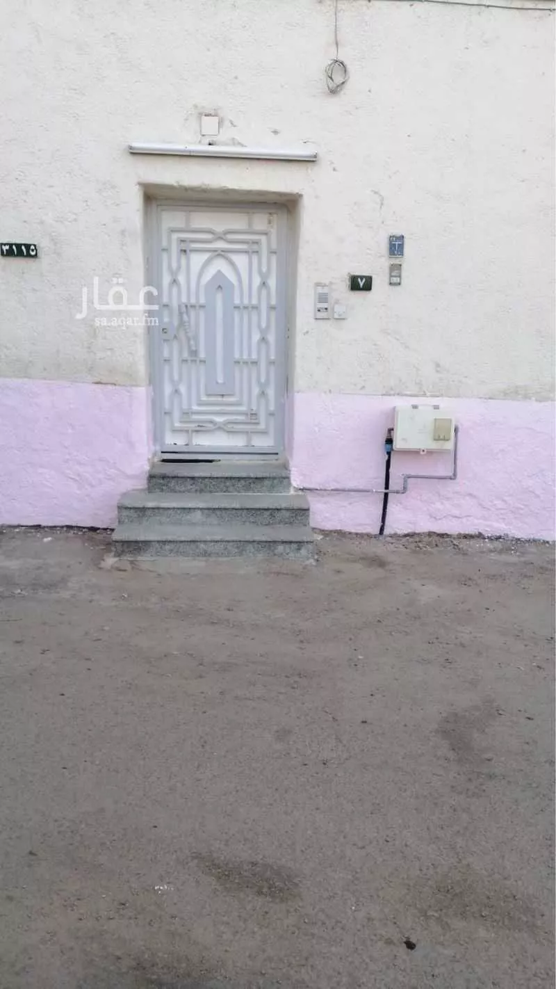 شقة للبيع في شارع يوسف بن اسحاق ، حي مسجد الدرع ، المدينة المنورة ، منطقة المدينة المنورة 1 صورة