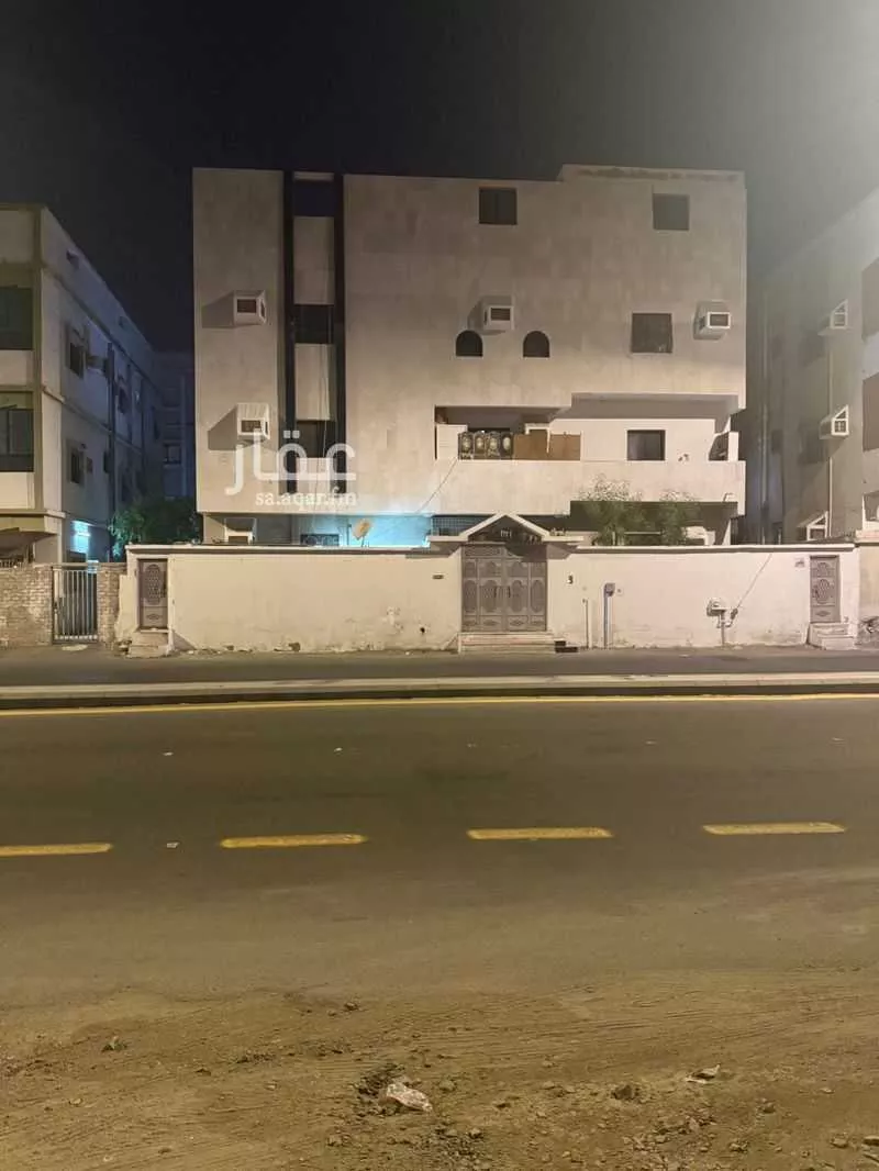 عمارة للبيع في شارع ابراهيم بن عبدالرحمن بن طوق ، حي جبل النور ، مكة ، منطقة مكة المكرمة 1 صورة
