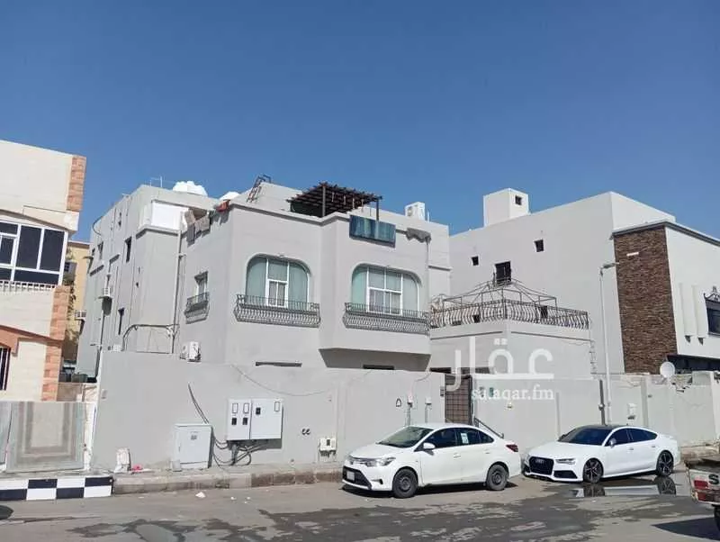 فيلا للبيع في شارع محمد التاودي, حي المرجان, مدينة جدة, منطقة مكة المكرمة 1 صورة