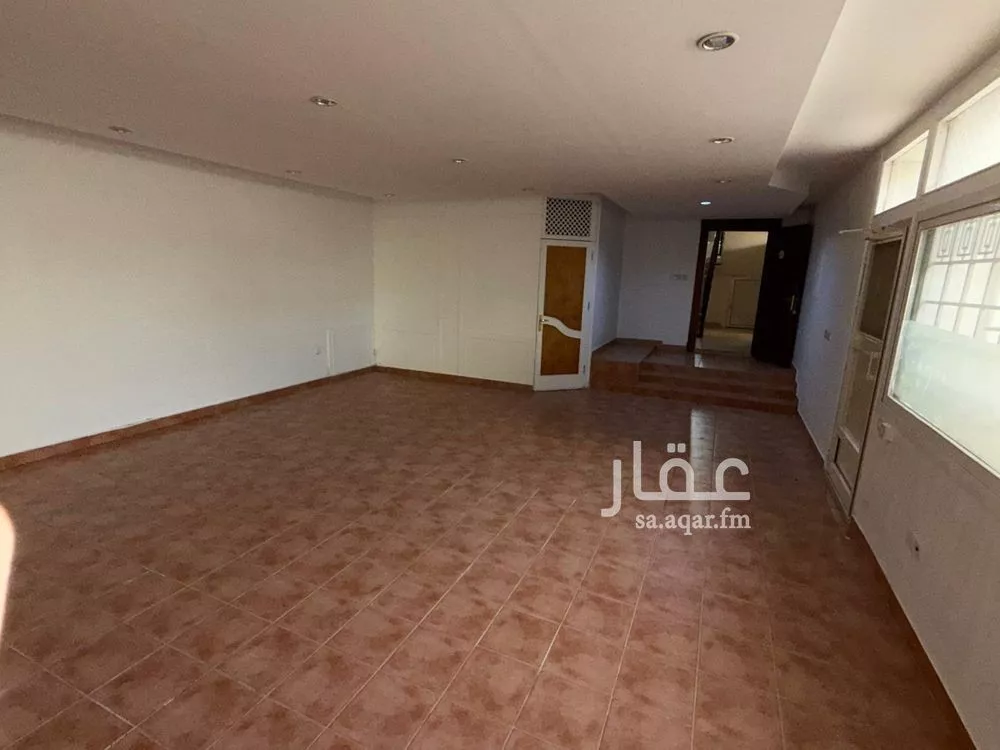 فيلا للإيجار في شارع ابن منظور, حي الربوة, مدينة الرياض, منطقة الرياض 1 صورة