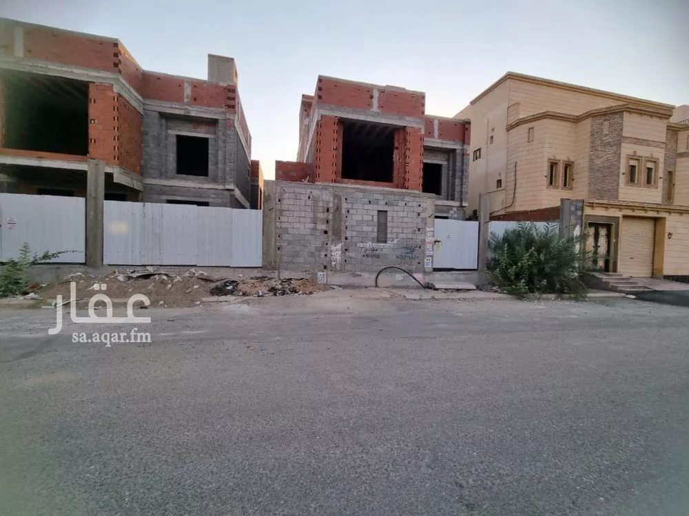 فيلا للبيع في شارع احمد المقدسي, حي اللؤلؤ, مدينة جدة, منطقة مكة المكرمة 1 صورة