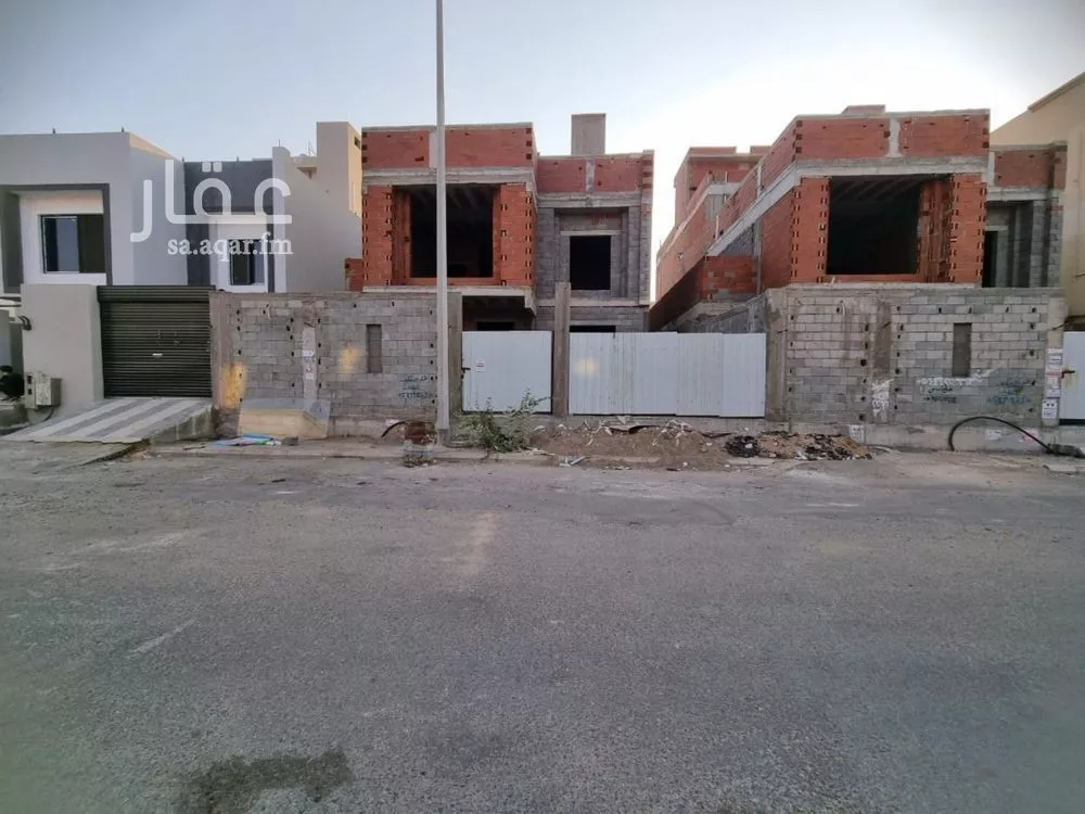 فيلا للبيع في شارع احمد المقدسي, حي اللؤلؤ, مدينة جدة, منطقة مكة المكرمة 1 صورة