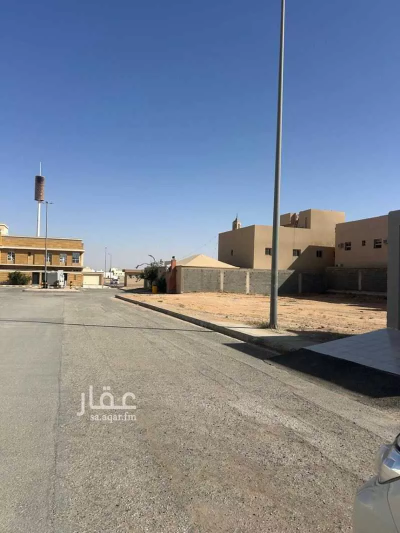 أرض للبيع في شارع معقل بن المنذر, حي الملك فهد, مدينة عنيزة, منطقة القصيم 1 صورة