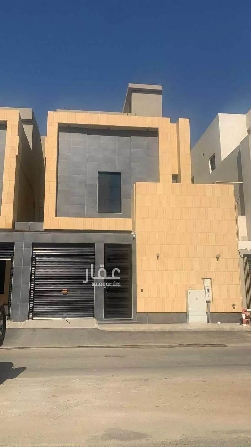 فيلا للبيع في شارع عيسى بن أبان, حي الشراع, مدينة جدة, منطقة مكة المكرمة 1 صورة