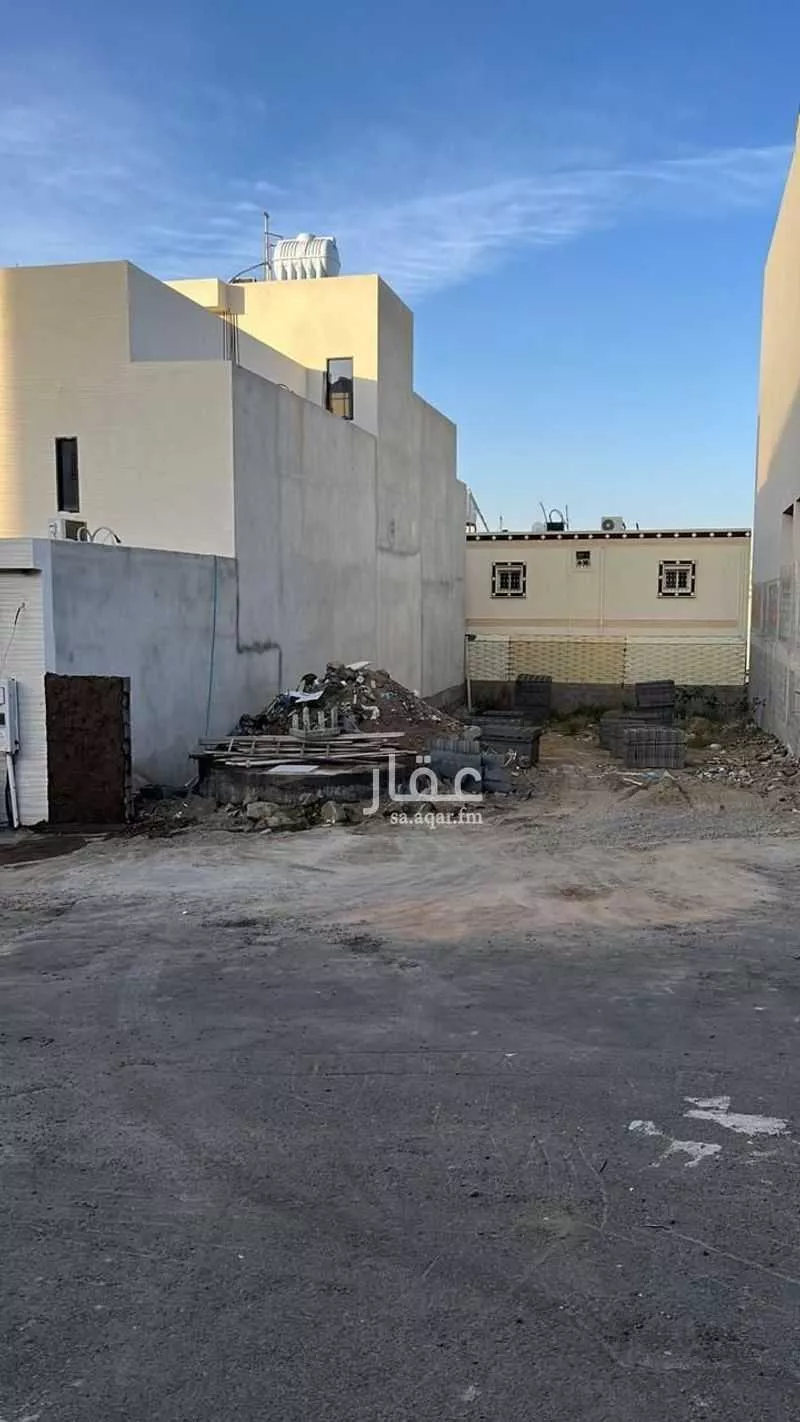 أرض للبيع في شارع وادي الغيل, حي الروضة, مدينة أبها, منطقة عسير 1 صورة