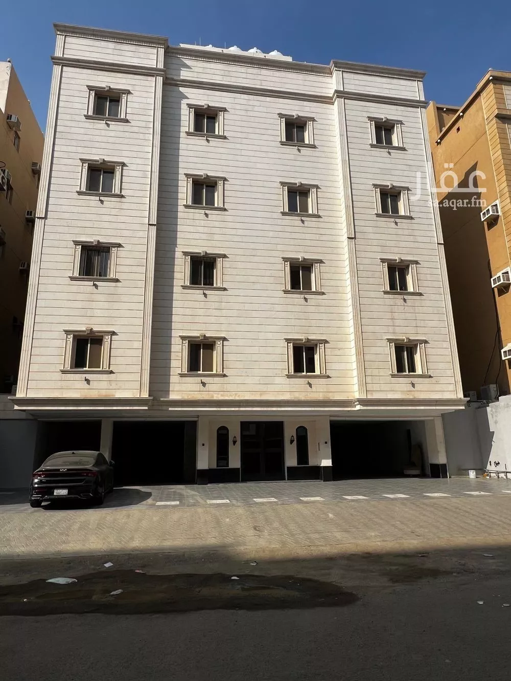 عمارة للبيع في شارع عبادة بن نسي, حي الريان, مدينة جدة, منطقة مكة المكرمة 1 صورة