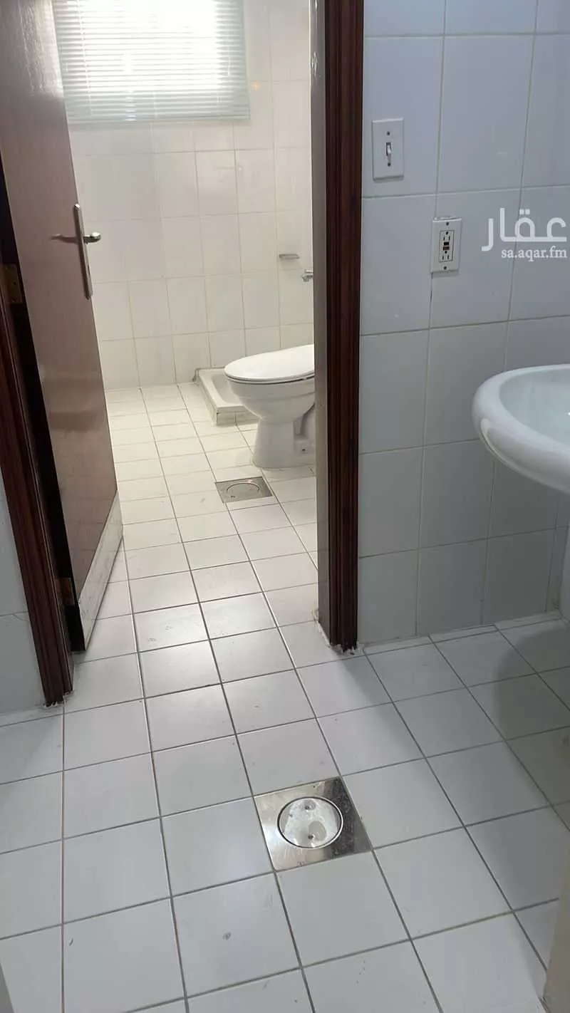 شقة للإيجار في طريق الملك ، حي الدفي ، الجبيل ، الجبيل 1 صورة