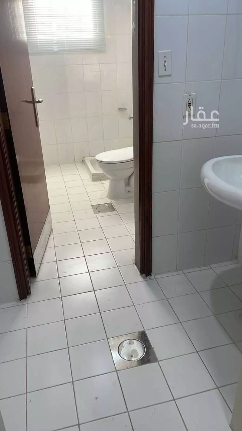 عمارة للإيجار في شارع الفاروق, مدينة مدينه الجبيل الصناعيه, المنطقة الشرقية 1 صورة