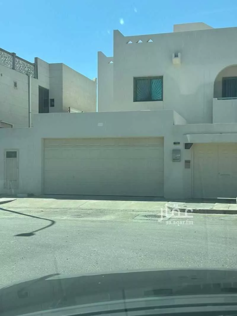فيلا للبيع في شارع طريق الاحساء, مدينة مدينه الجبيل الصناعيه, المنطقة الشرقية 1 صورة