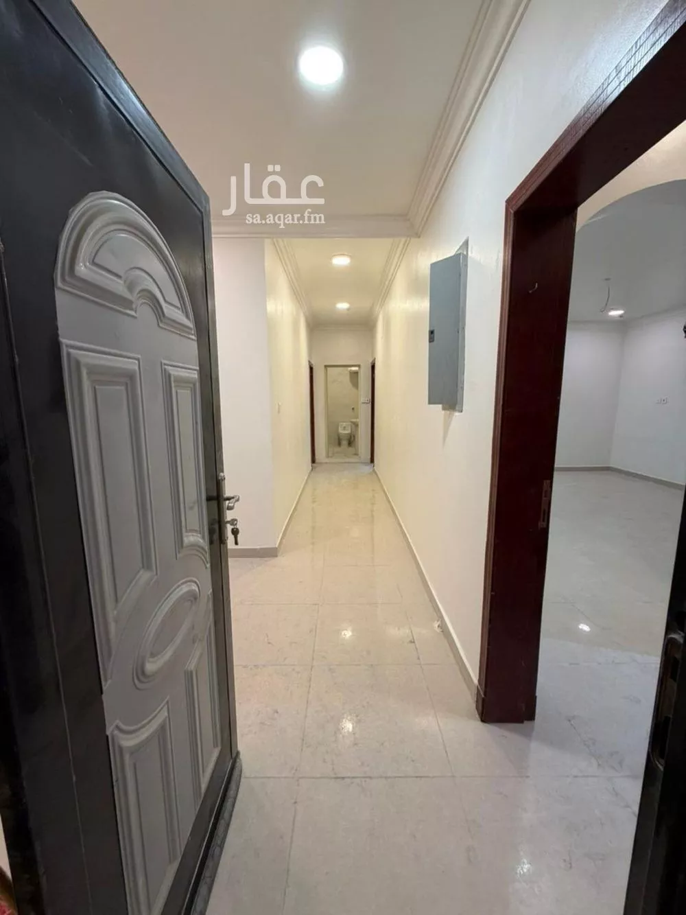 شقة للإيجار في شارع سكاكا, حي الصواري, مدينة الخبر, المنطقة الشرقية 1 صورة