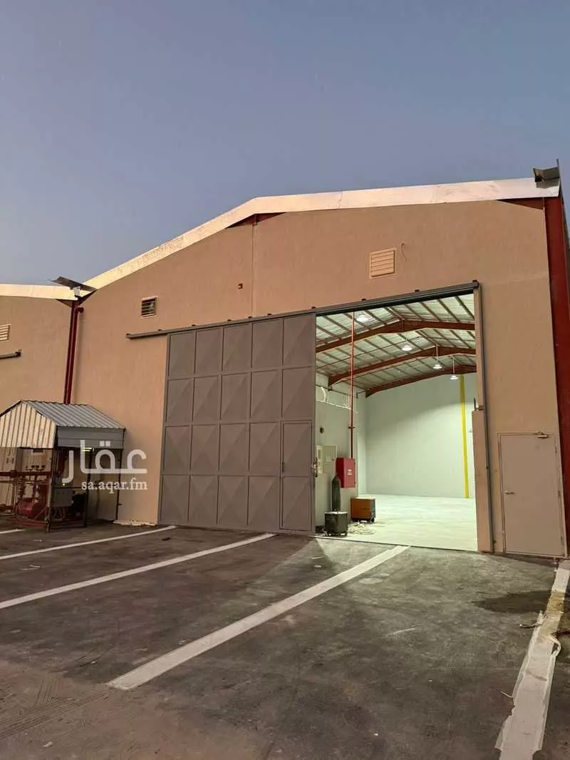 مستودع للإيجار في حي مشرفة, مدينة الهياثم, منطقة الرياض 1 صورة