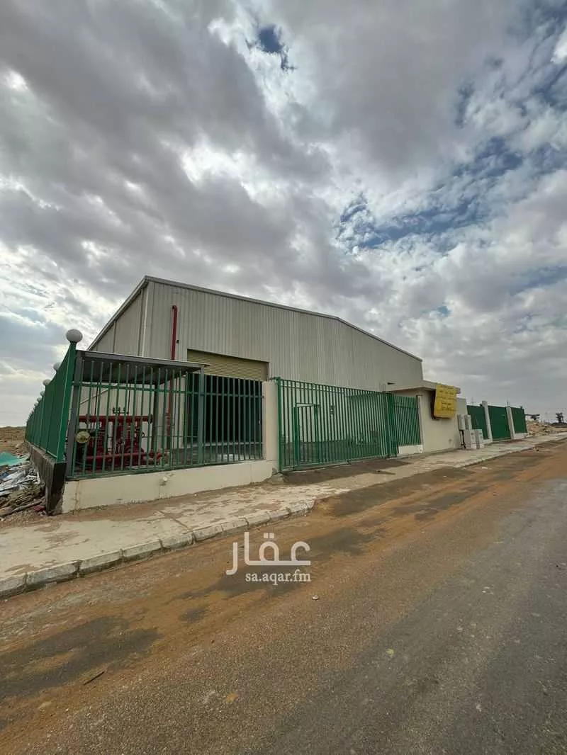 مستودع للإيجار في حي المصفاة, مدينة الرياض, منطقة الرياض 1 صورة