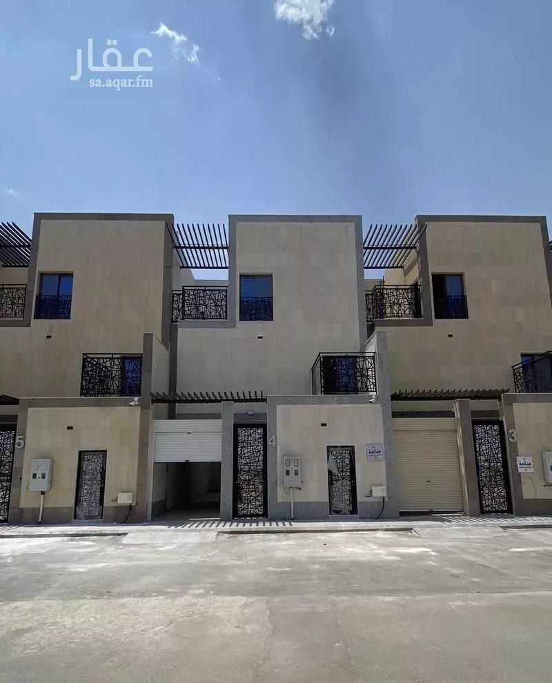 فيلا للإيجار في شارع عبدالله ابن يزيد الافريقي, حي السد, مدينة المدينه المنوره, منطقة المدينة المنورة 1 صورة