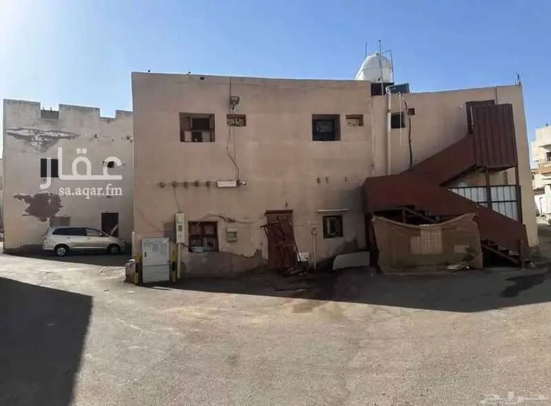 عمارة للبيع في شارع سعيد بن عبدالرحمن بن رقيش, حي العنابس, مدينة المدينة المنورة, منطقة المدينة المنورة 1 صورة