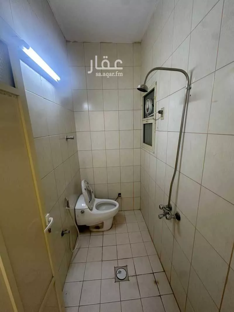شقة للإيجار في شارع السادس عشر, حي الثقبة, مدينة الخبر, المنطقة الشرقية 1 صورة
