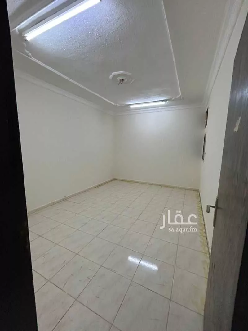 شقة للإيجار في شارع بريدة, حي الثقبة, مدينة الخبر, المنطقة الشرقية 1 صورة