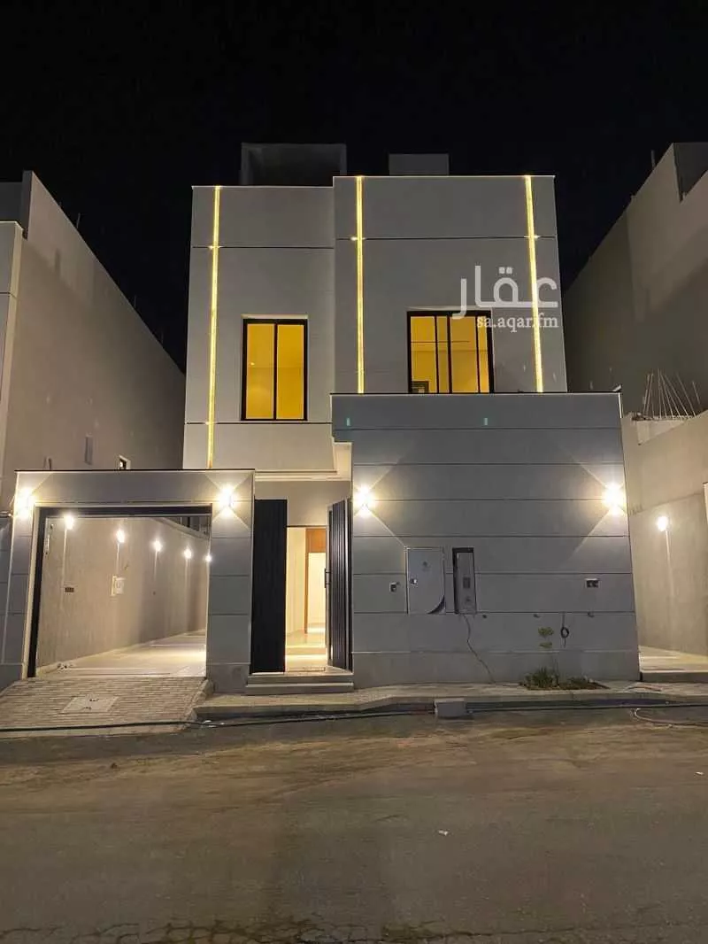 دور للبيع في شارع عبيدالله الفقيه, حي الرمال, مدينة الرياض, منطقة الرياض 1 صورة