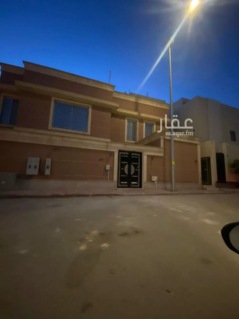 فيلا للبيع في شارع محمد الشاعر, حي القيروان, مدينة الرياض, منطقة الرياض 1 صورة