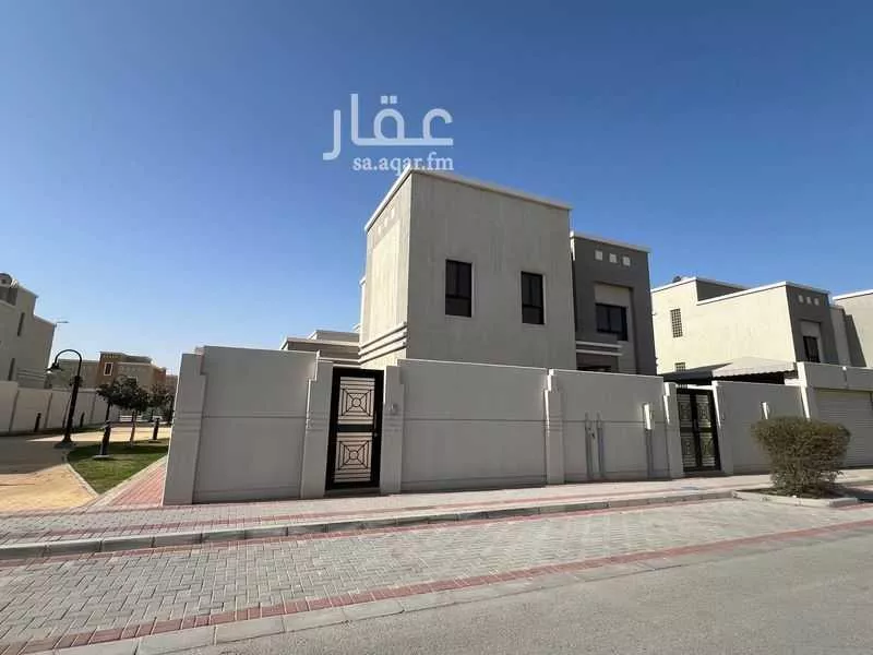 فيلا للإيجار في شارع شارع الريحان 2ب, حي المطرفية, مدينة مدينه الجبيل الصناعيه, المنطقة الشرقية 1 صورة