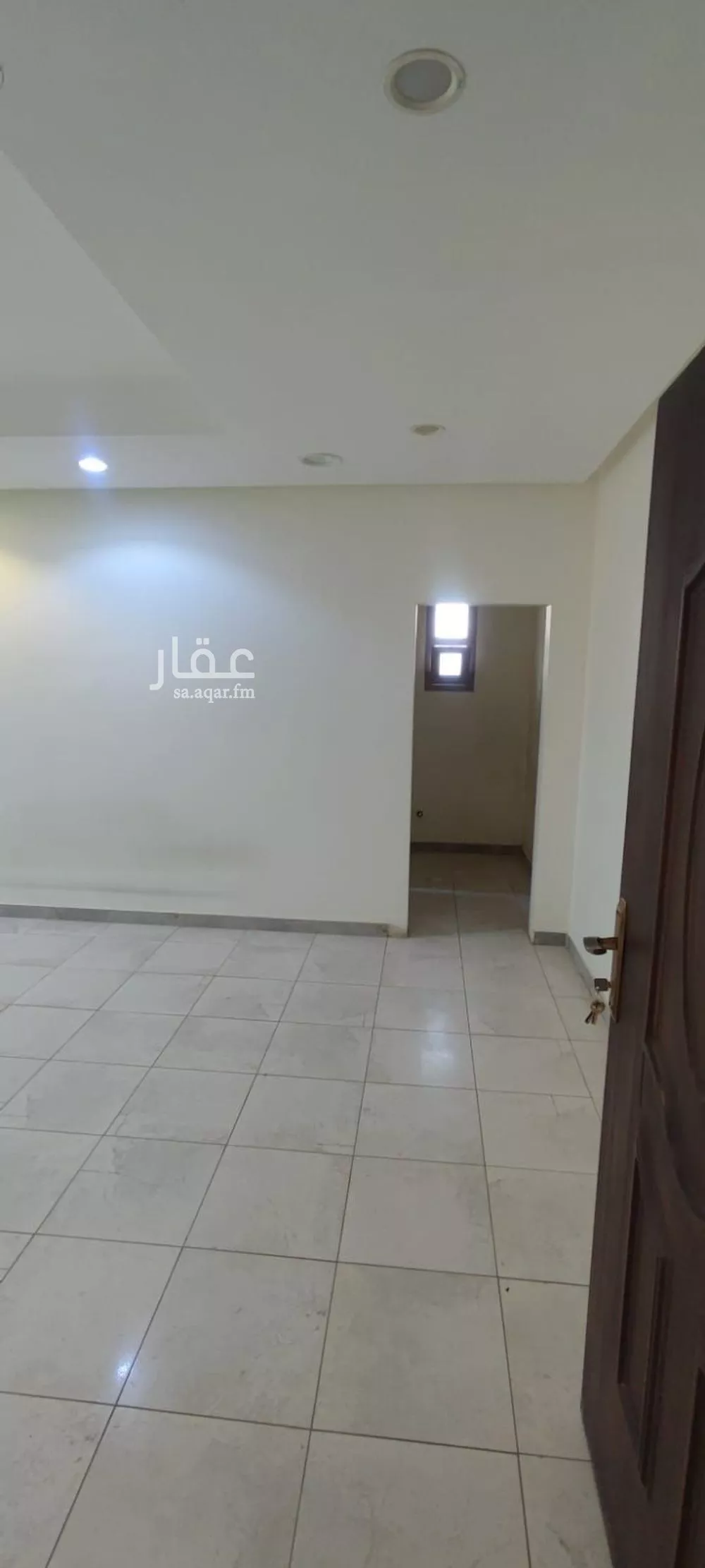 مكتب تجاري للإيجار في شارع الصحابة, حي المونسية, مدينة الرياض, منطقة الرياض 1 صورة