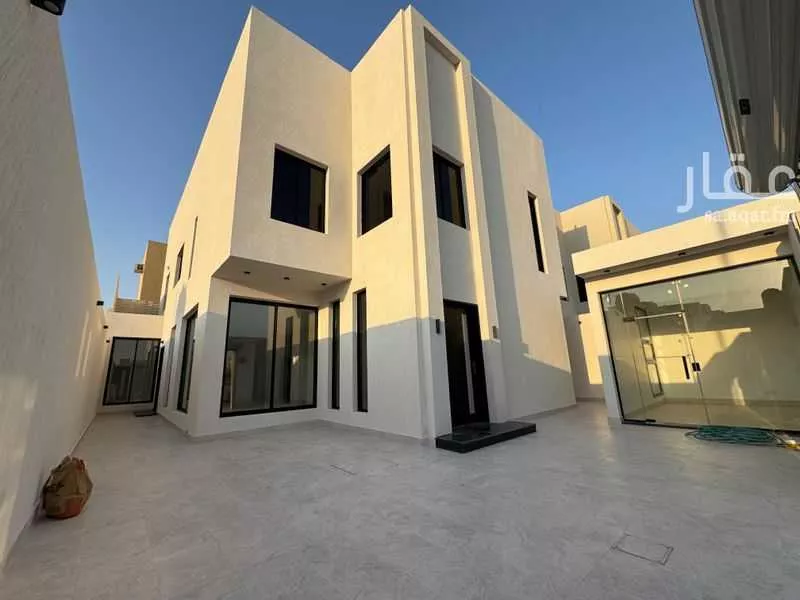 فيلا للبيع في شارع ابي بكر الباقلاني, حي الناصفة, مدينة الخرج, منطقة الرياض 1 صورة